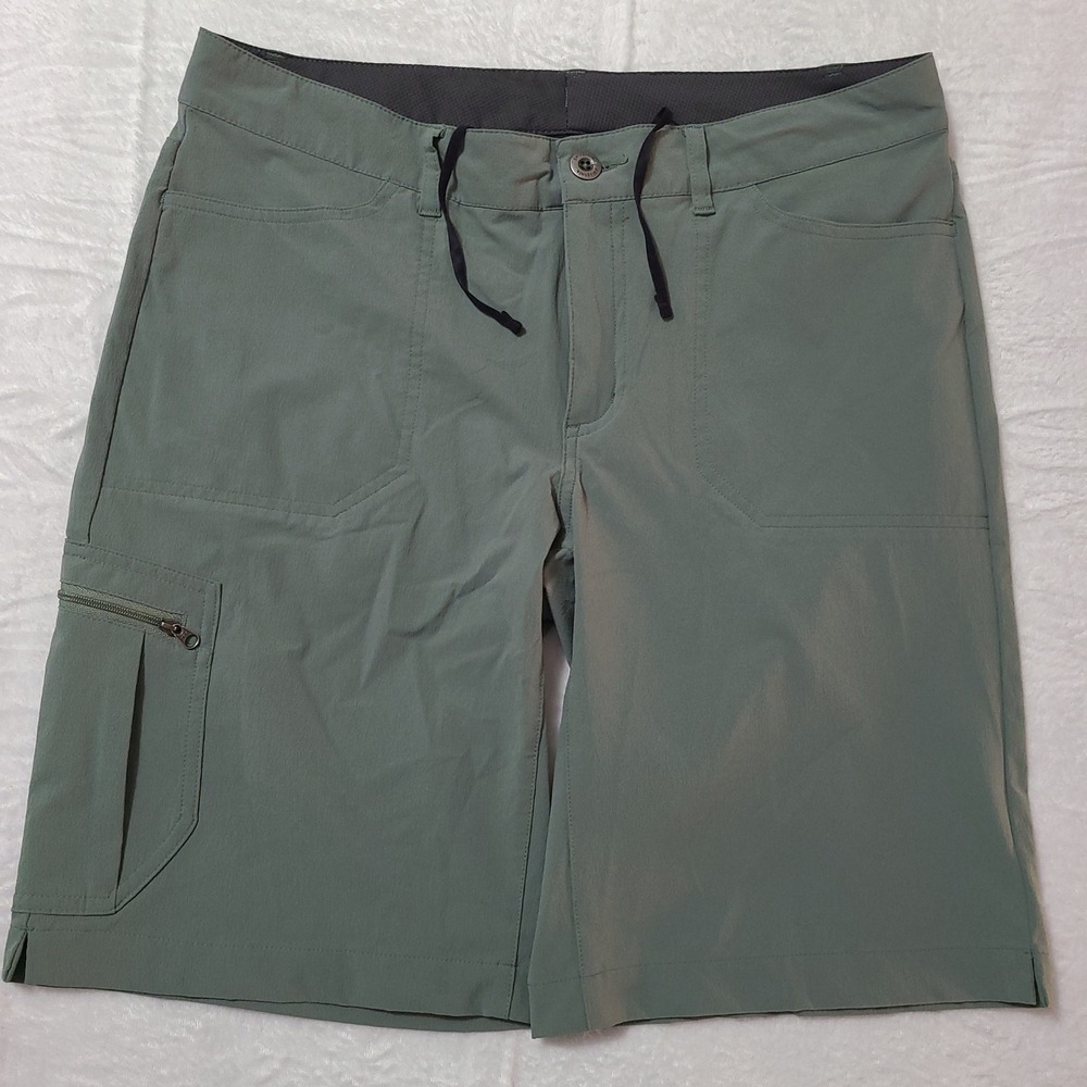 Patagonia Cargo Shorts Womens 10 Green Hiking Outdoor Utility Trail